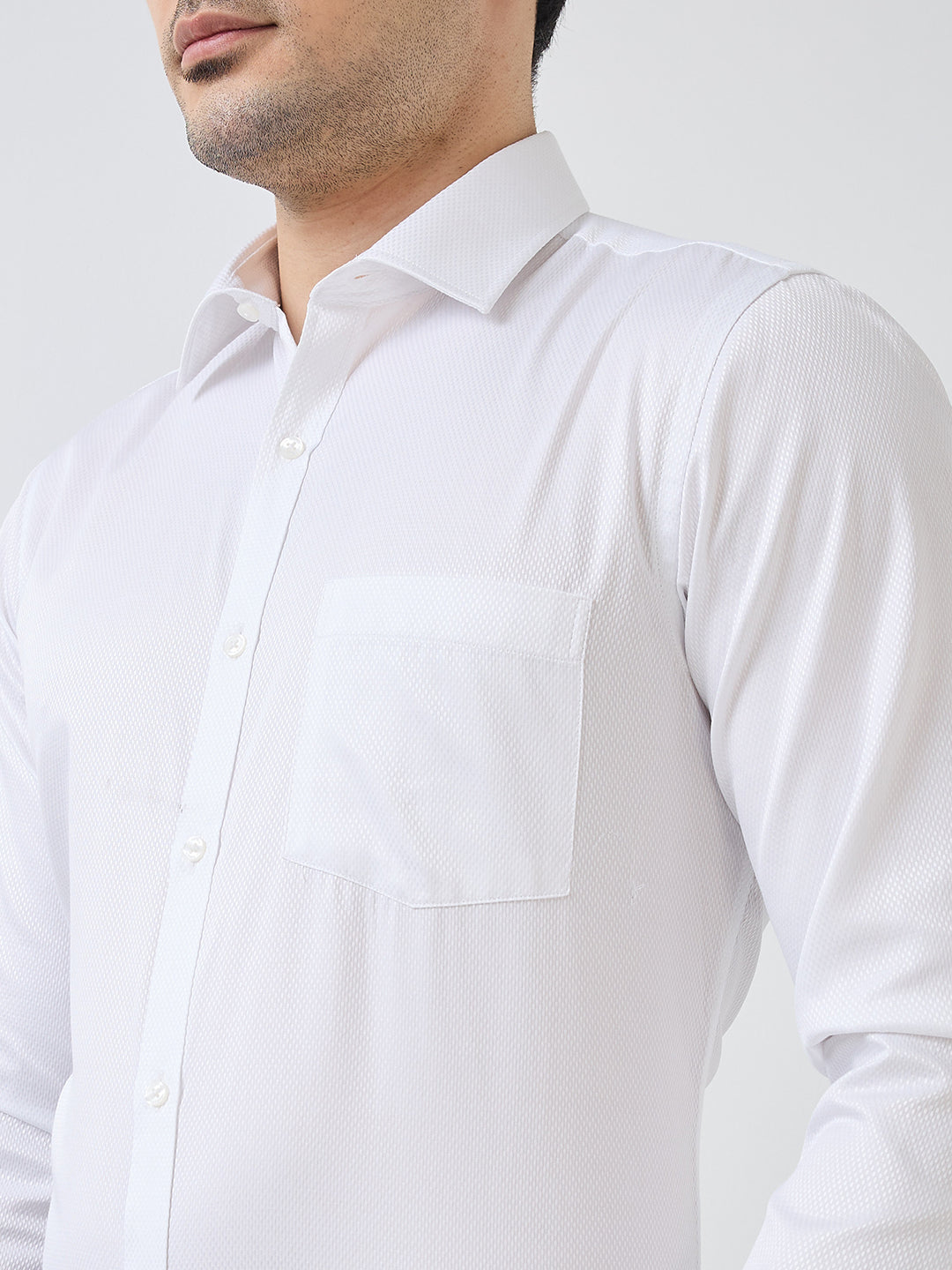 Park Avenue Men White Structure Slim Fit Polyester Blend Formal Shirt