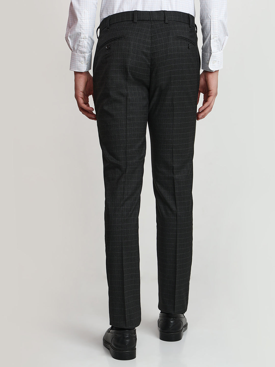 Park Avenue Men Grey Checks Slim Fit Polyester Blend Trouser