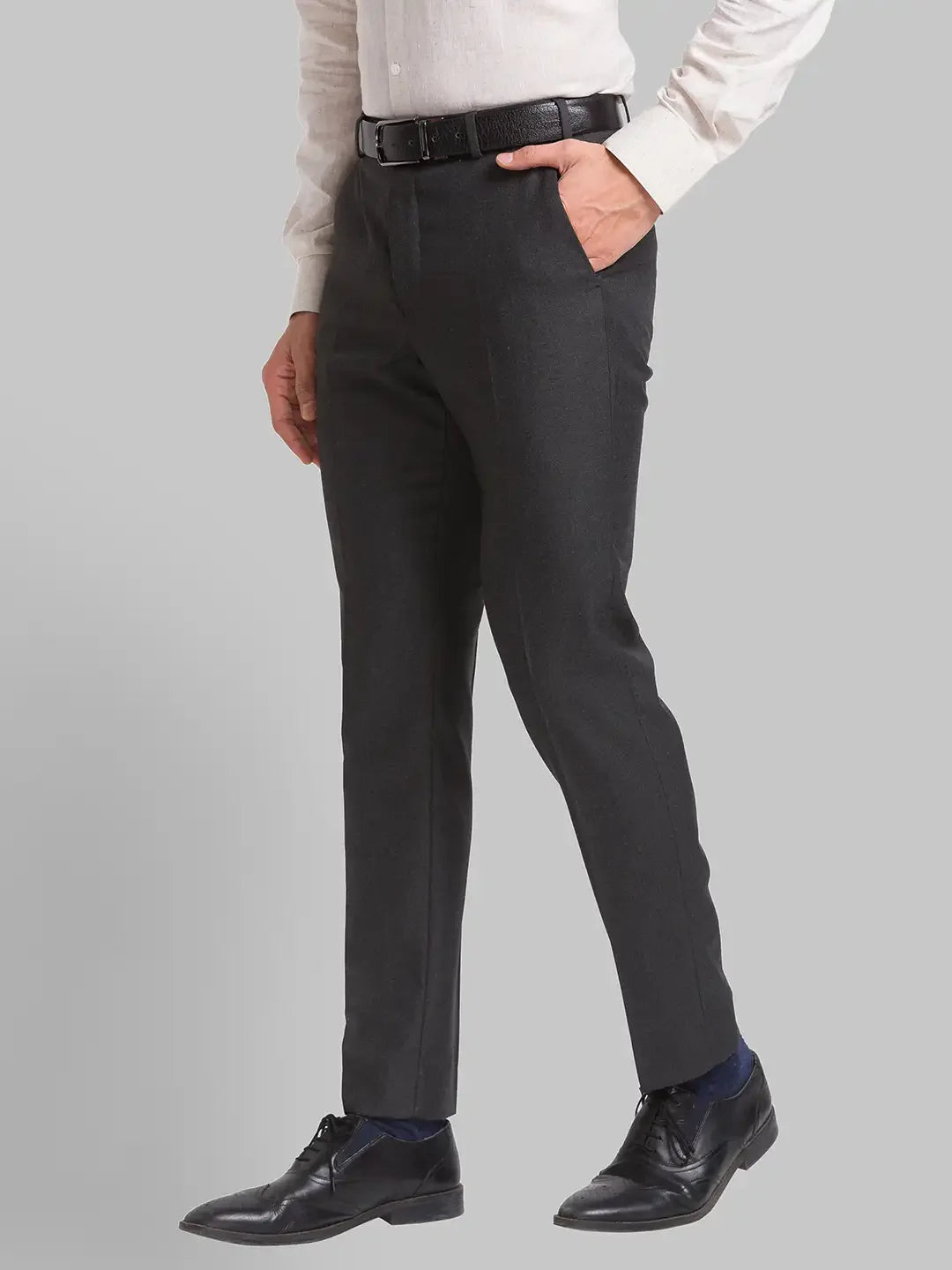 Park Avenue Men Grey Structure Super Slim Fit Polyester Blend Trousers