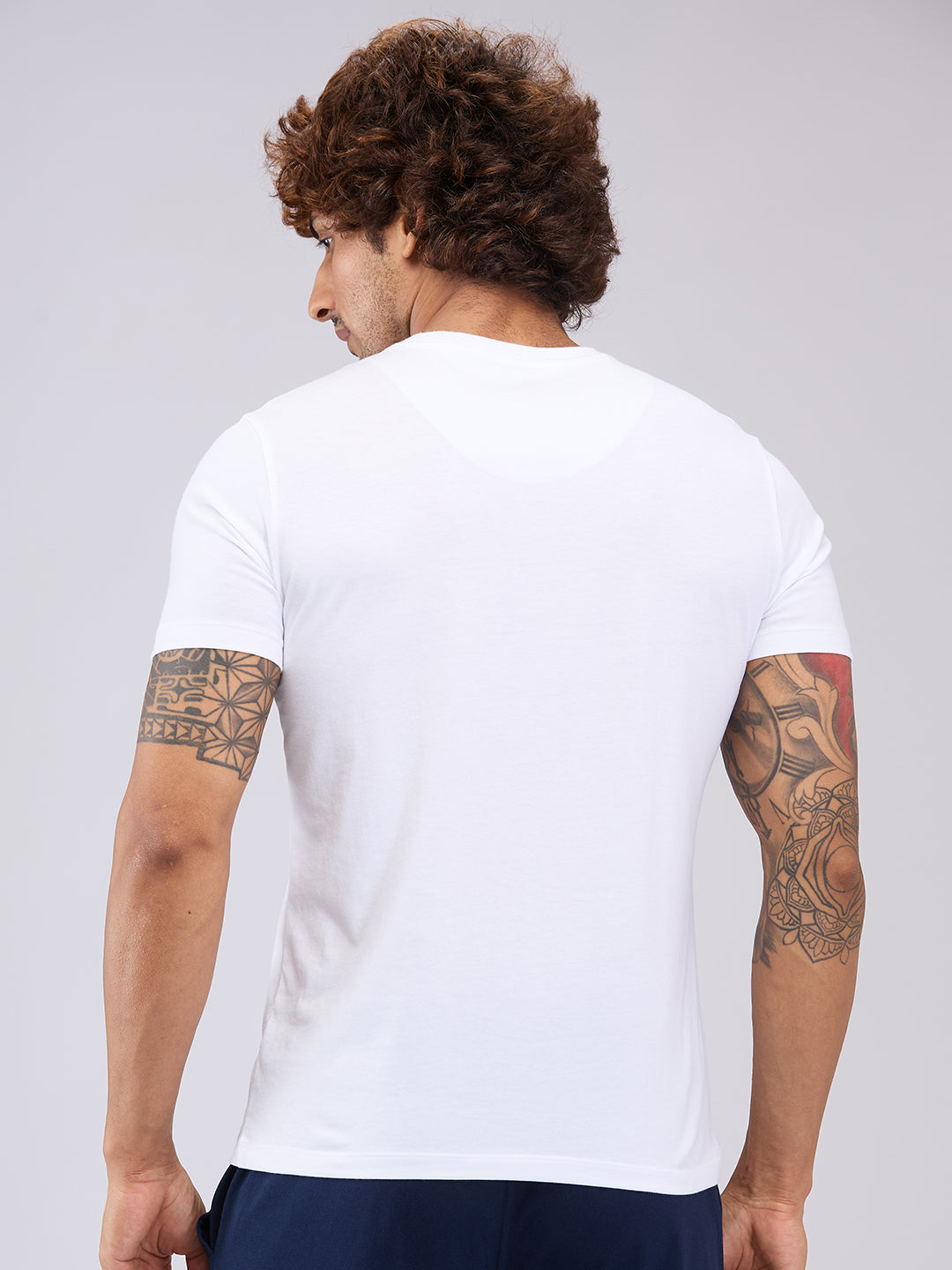 Park Avenue Men White Regular Fit Cotton Blend T-Shirt