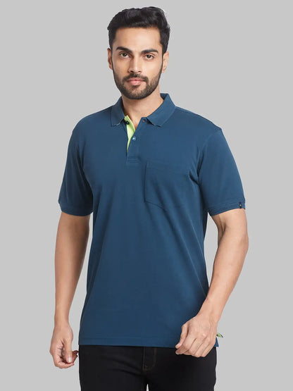 Men Green Contemporary Fit Solid Knit Cotton Polo T-Shirt