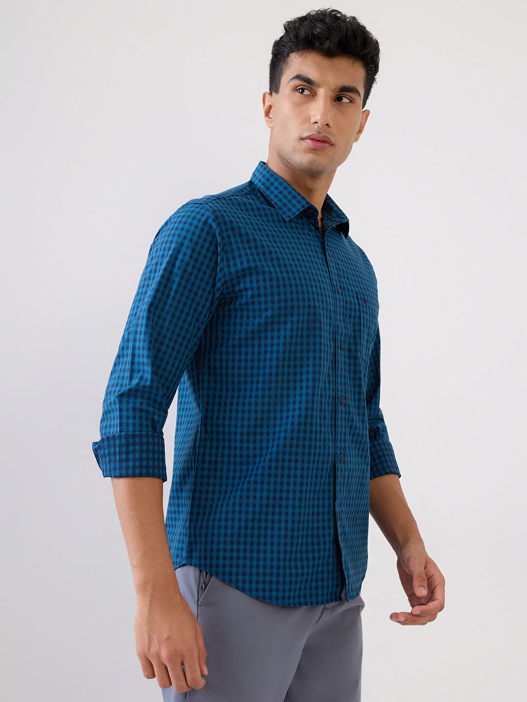 Raymond Men Blue Checks Regular Fit Cotton Full Sleeve Casual Shirt