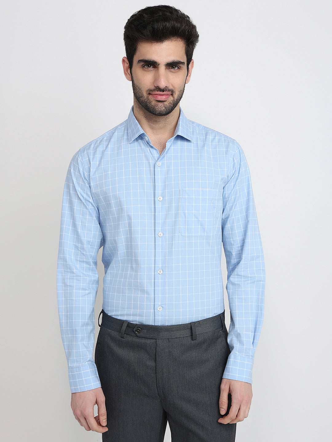 Raymond Men Blue Checks Slim Fit Cotton Full Sleeve Cut Away Collar Casual Shirt