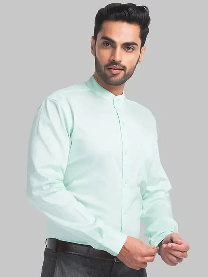 Men Green Contemporary Fit Solid Polyester Blend Full Sleeve Shirts