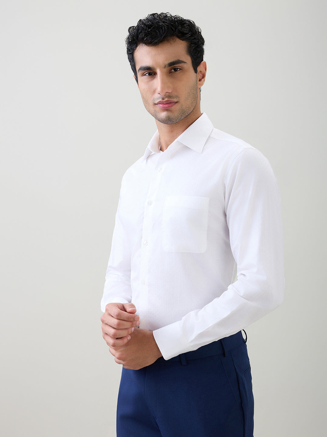 Raymond Men White Structure Slim Fit Cotton Full Sleeve Formal Shirt