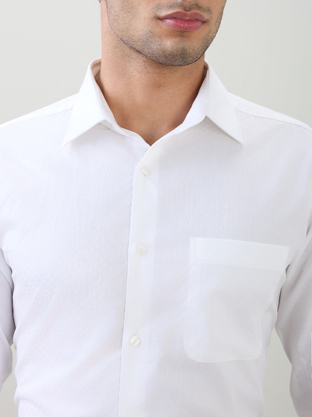 Raymond Men White Structure Slim Fit Cotton Full Sleeve Formal Shirt