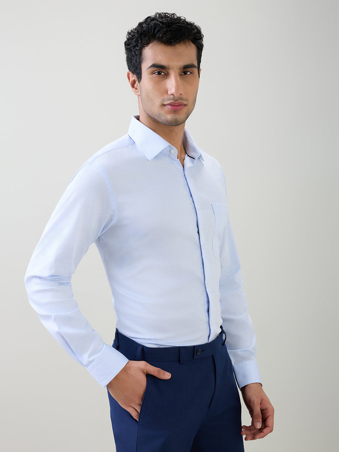 Raymond Men Blue Structure Slim Fit Cotton Full Sleeve Formal Shirt
