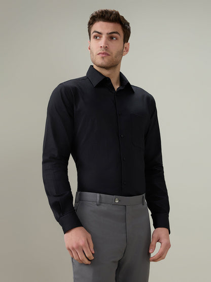 Raymond Men Black Solid Chambray Slim Fit Cotton Full Sleeve Formal Shirt