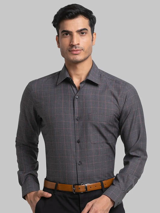 Men Grey Contemporary Fit Checks Cotton Blend Cut Collar Shirts