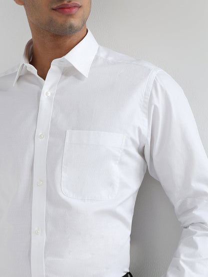 Raymond Men White Structure Slim Fit Cotton Blend Shirt