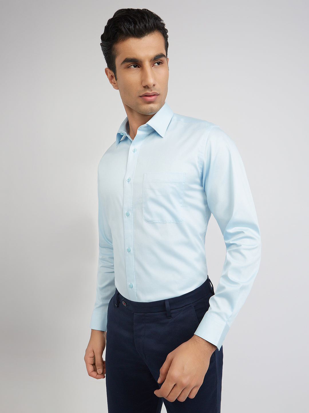 Raymond Blue Solid Slim Fit Full Sleeve Cotton Shirt