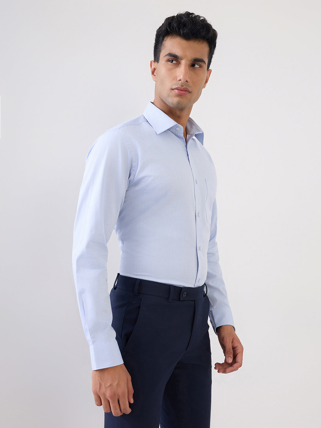 Raymond Men Blue Structure Slim Fit Cotton Full Sleeve Formal Shirt