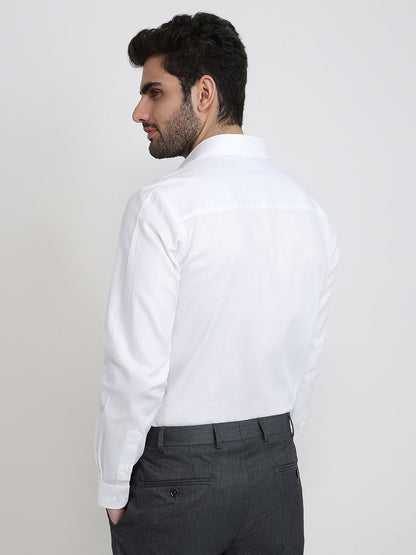 Raymond Men White Structure Regular Fit Cotton Full Sleeve Formal Shirt