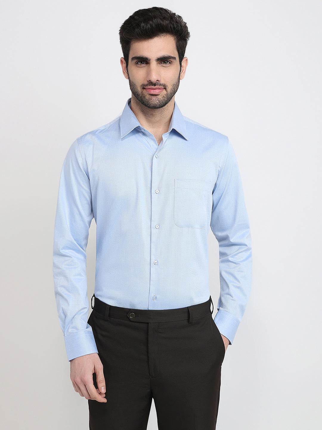 Raymond Men Blue Solid Chambray Regular Fit Cotton Full Sleeve Formal Shirt