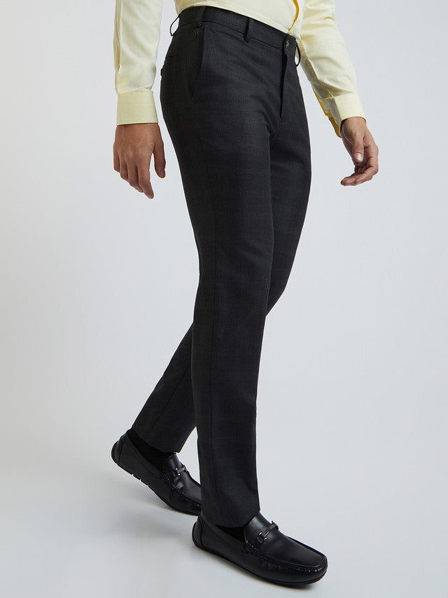 Raymond Black Checks Slim Fit Polyester Blend Trouser