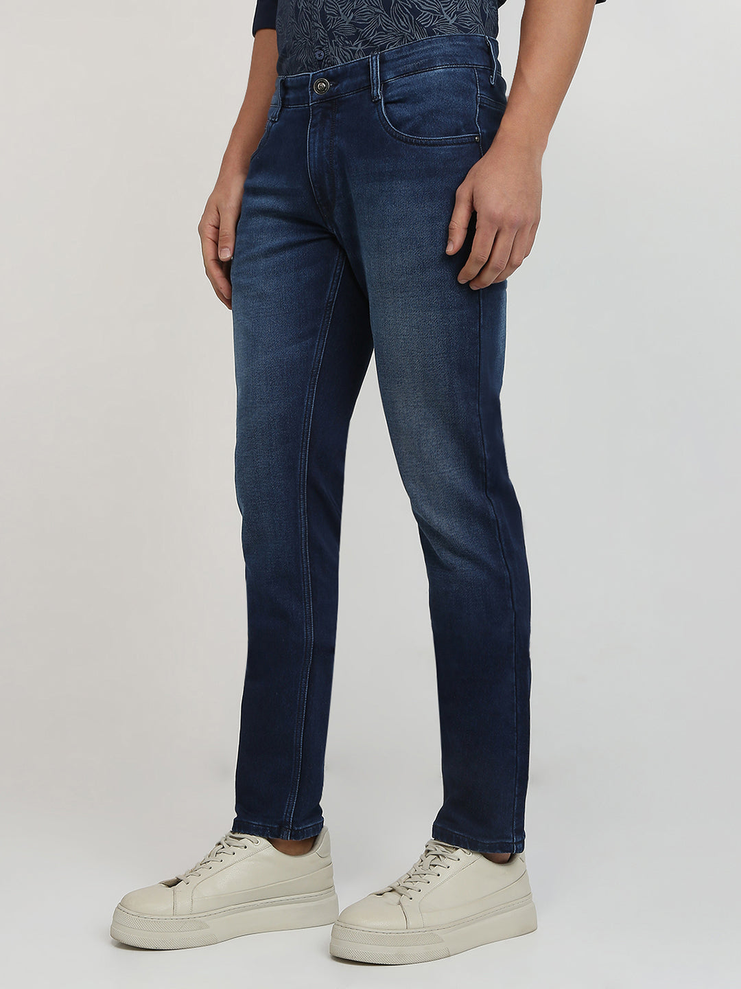 Parx Men Blue Knitted Low Rise Tapered Fit Cotton Blend Jeans