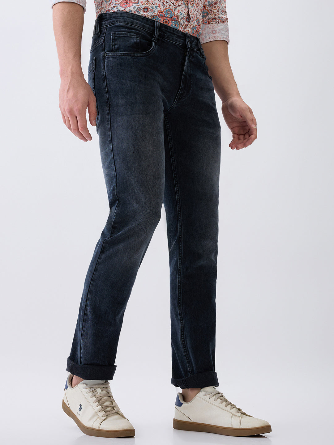 Parx Men Black Twill Low Rise Tapered Fit Cotton Blend Jeans