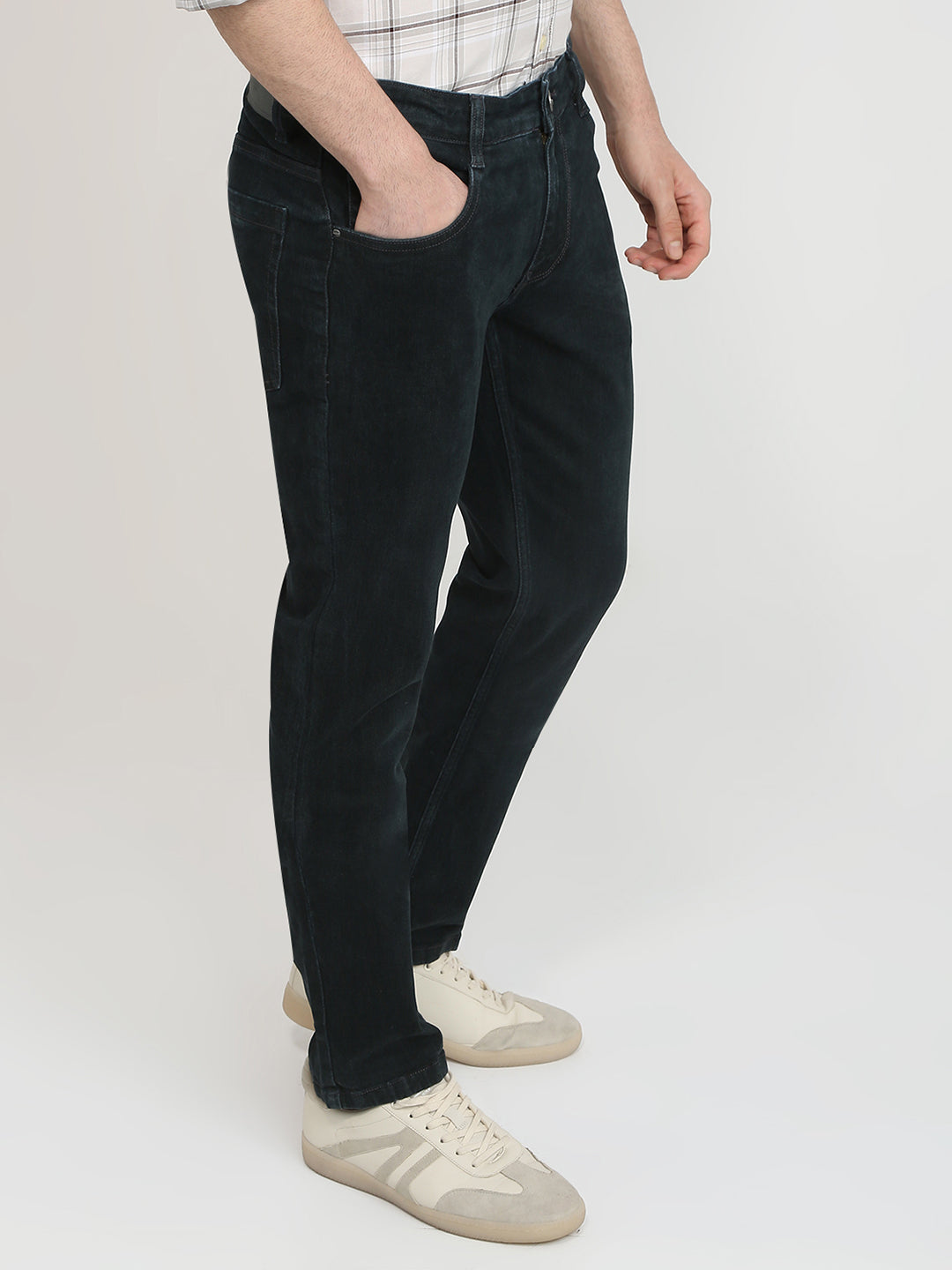 Parx Men Green Twill Low Rise Tapered Fit Cotton Blend Jeans