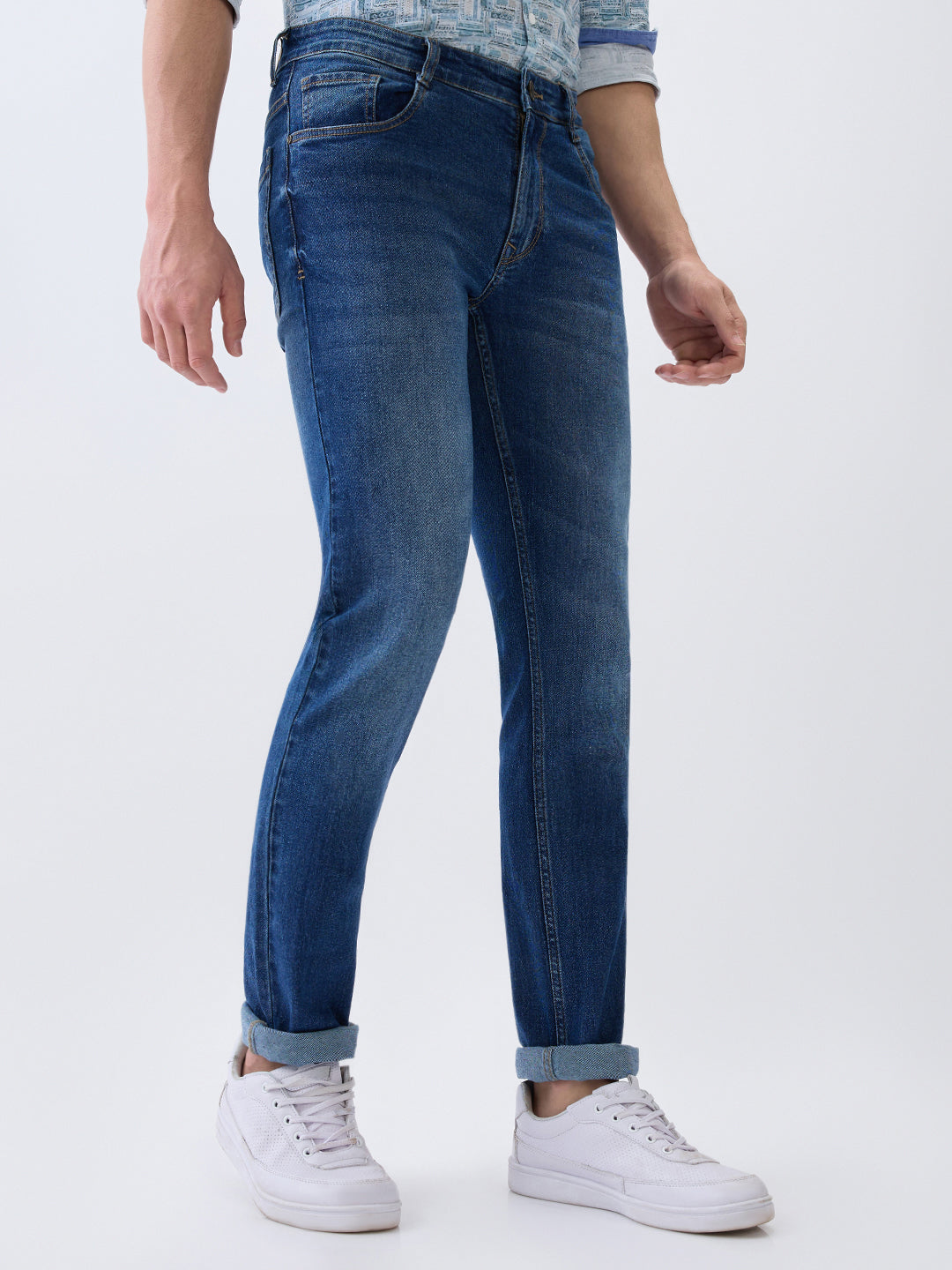 Parx Men Blue Twill Low Rise Tapered Fit Cotton Blend Jeans