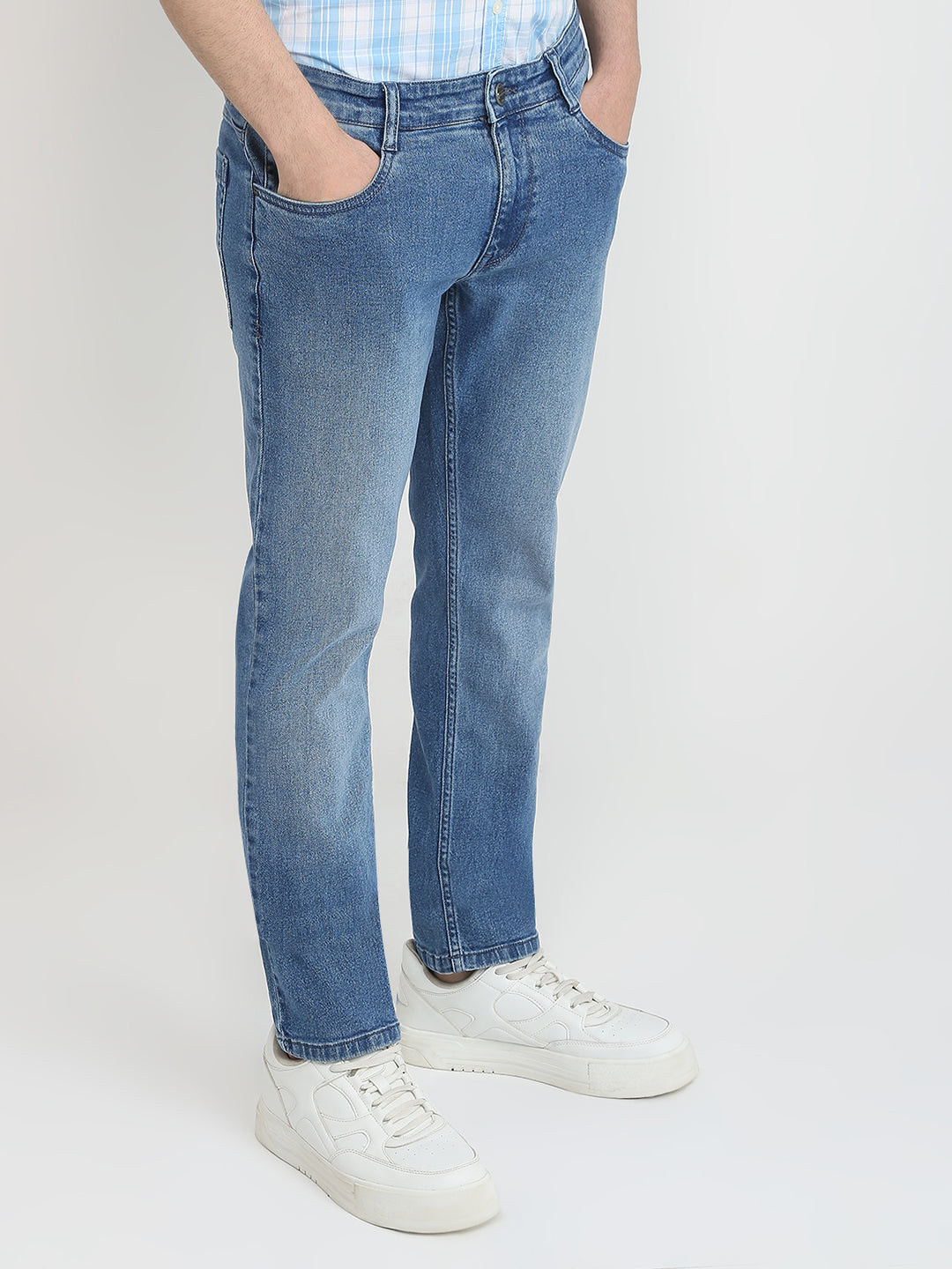 Parx Men Blue Twill Low Rise Tapered Fit Cotton Blend Jeans