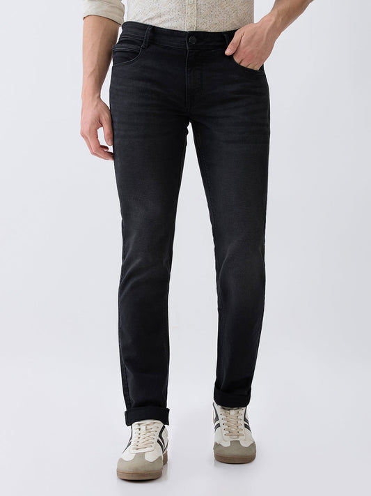 Parx Men Black Knitted Low Rise Tapered Fit Cotton Blend Jeans