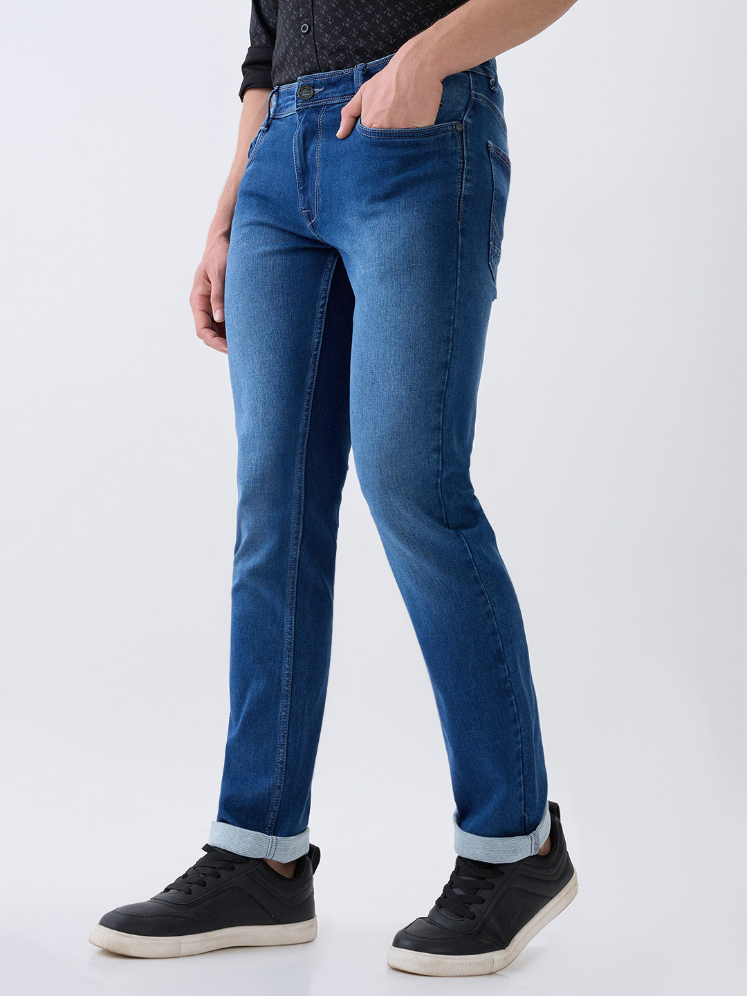 Parx Men Blue Knitted Low Rise Tapered Fit Cotton Blend Jeans