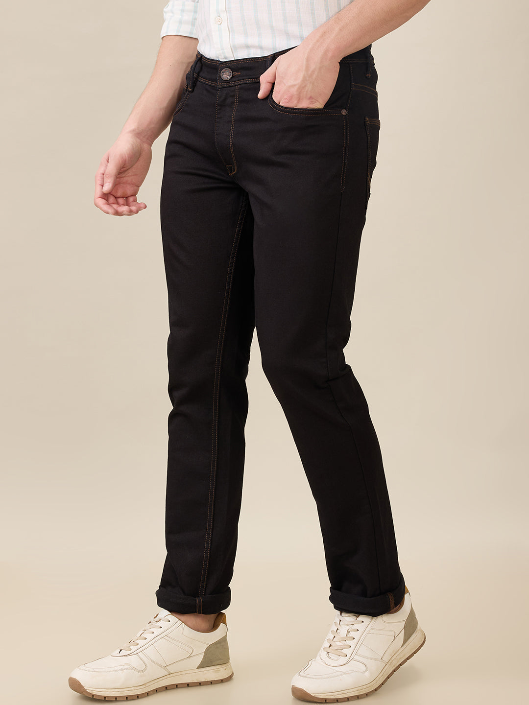 Parx Men Blue Knitted Low Rise Tapered Fit Cotton Blend Jeans