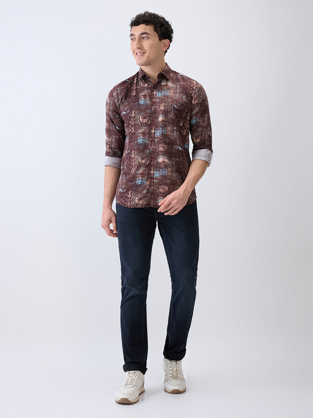 Parx Men Blue Knitted Low Rise Tapered Fit Cotton Blend Jeans