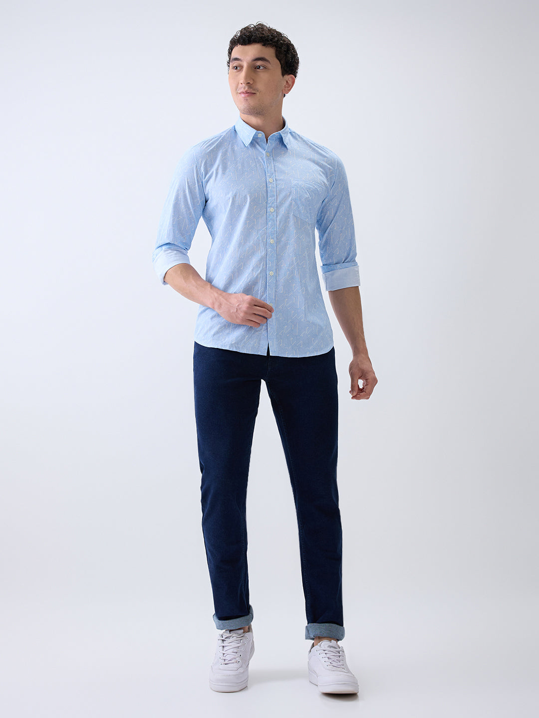 Parx Men Blue Knitted Low Rise Tapered Fit Cotton Blend Jeans