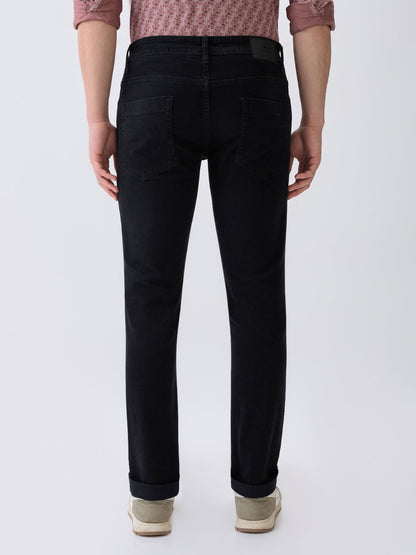 Parx Men Black Knitted Low Rise Tapered Fit Cotton Blend Jeans