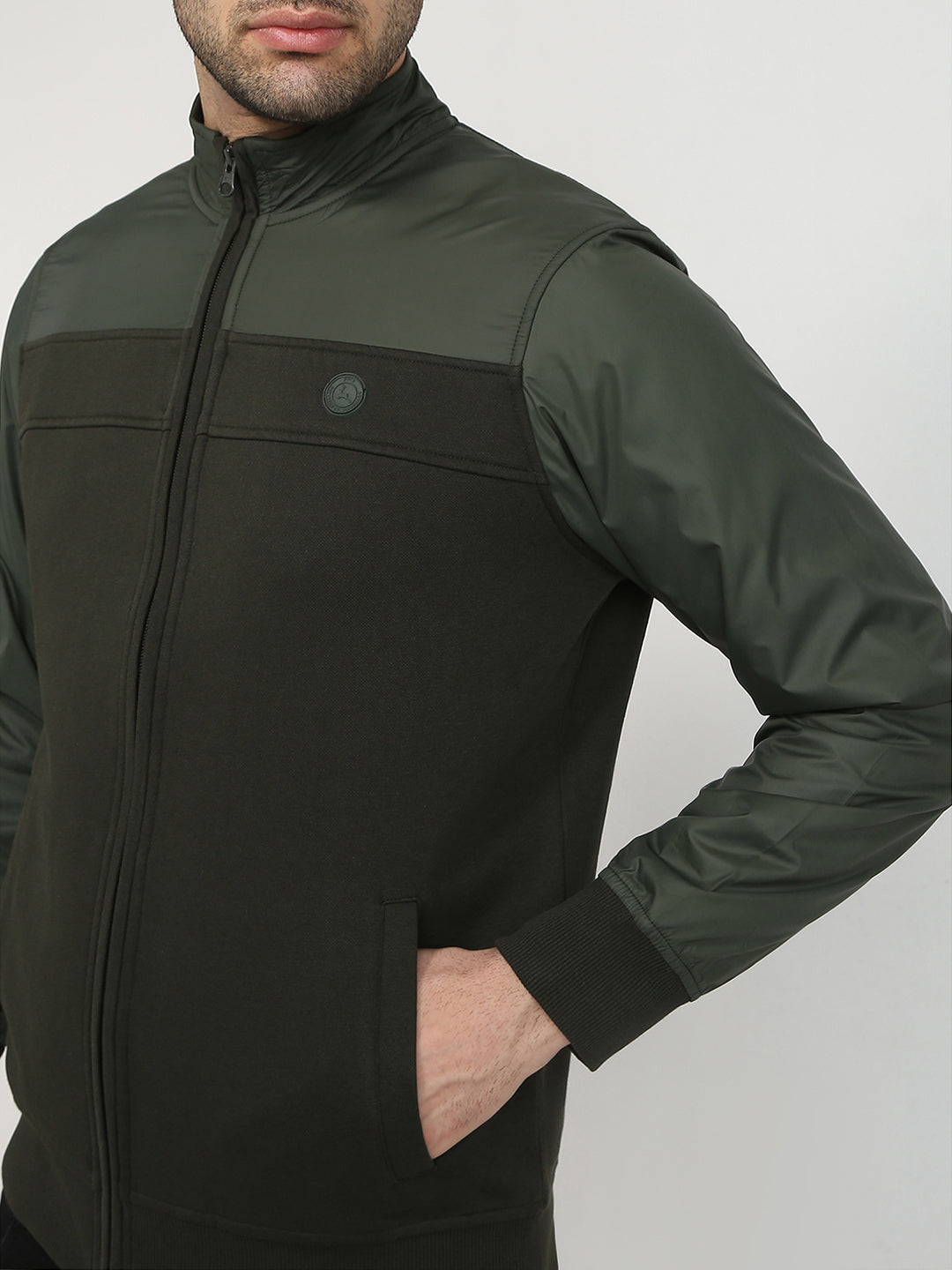 Parx Men Green Cut & Sew Regular Fit Cotton Blend Full Sleeve High Neck Collar Sweatshirt