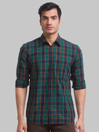 Men Green Slim Fit Checks Cotton Full Sleeve Shirts