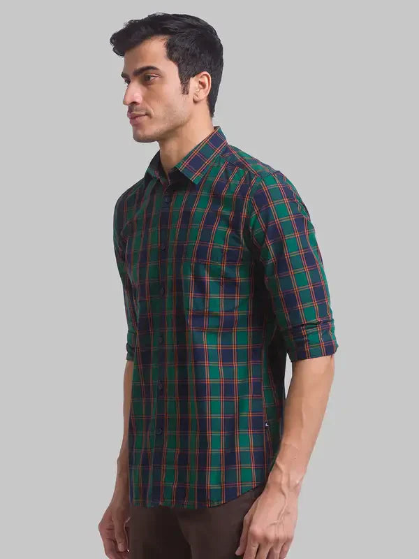 Men Green Slim Fit Checks Cotton Full Sleeve Shirts