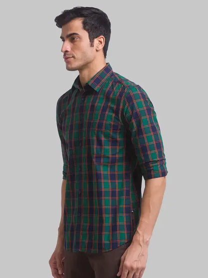 Men Green Slim Fit Checks Cotton Full Sleeve Shirts