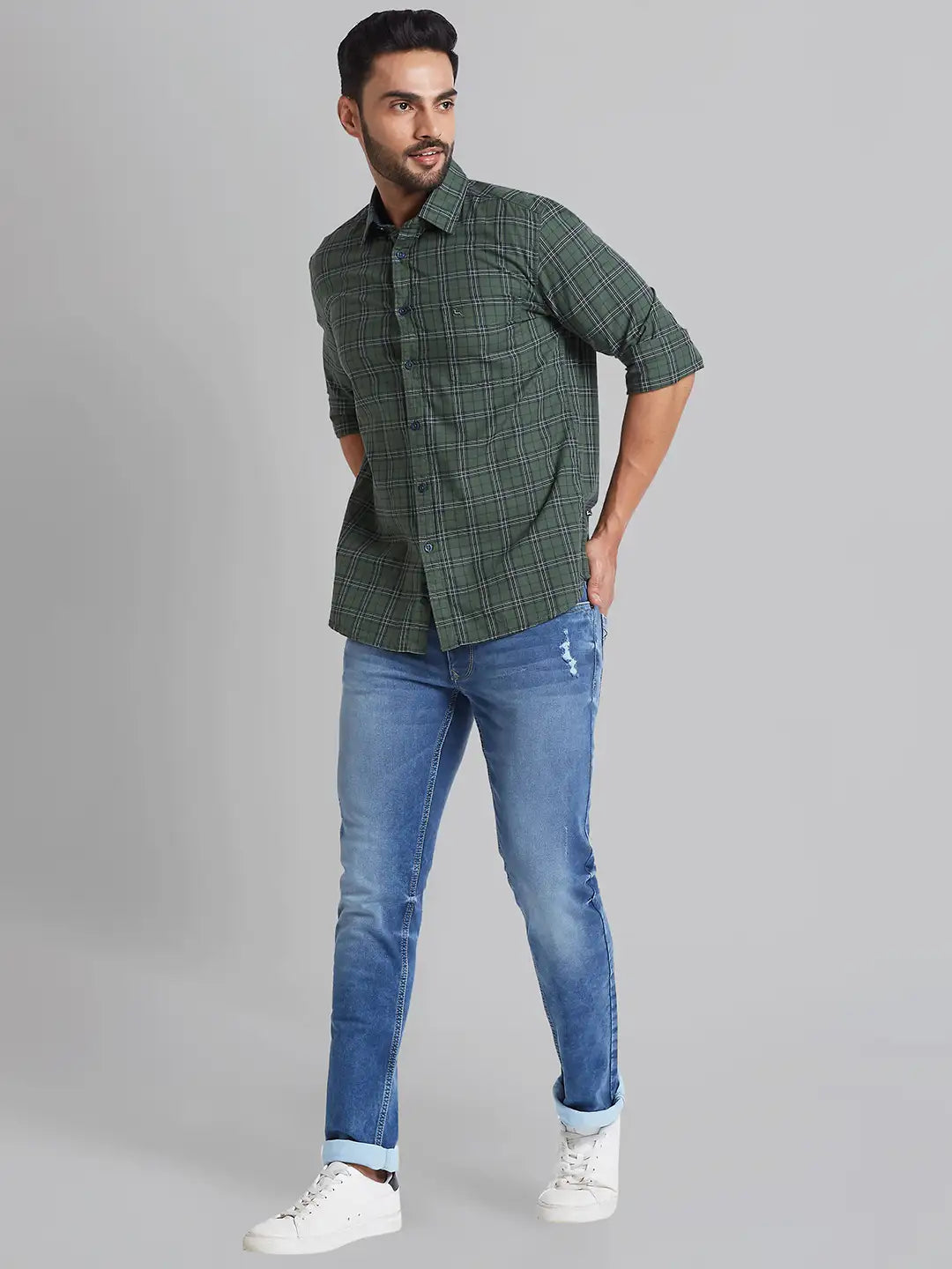 Men Green Slim Fit Checks Cotton Full Sleeve Shirts