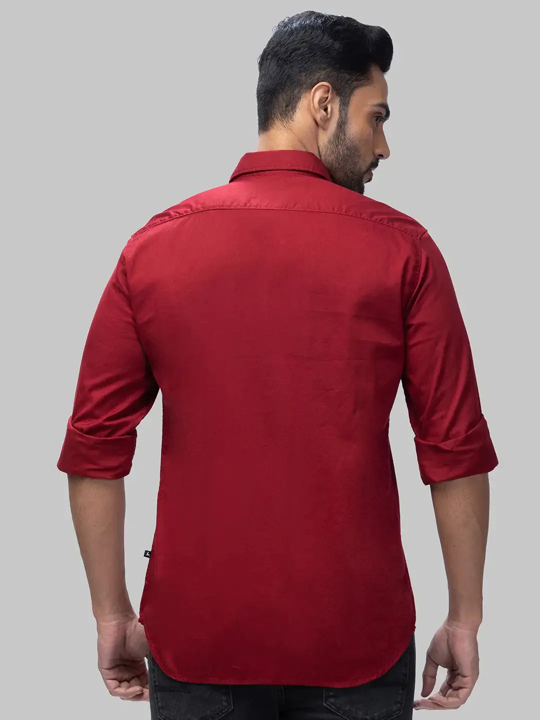 Men Red Slim Fit Solid  Cotton Full Sleeve Cutaway Collar Shirts