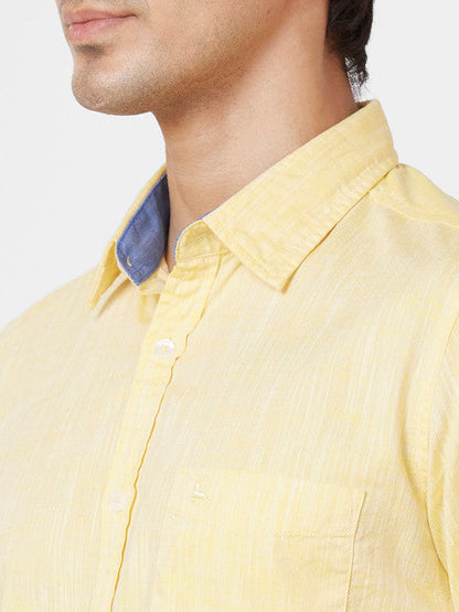 Parx Men Yellow Solid Slim Fit Cotton Casual Shirts