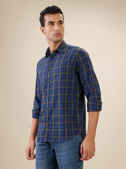 Parx Men Blue Checks Slim Fit Cotton Full Sleeve Cut Away Collar Casual Shirt