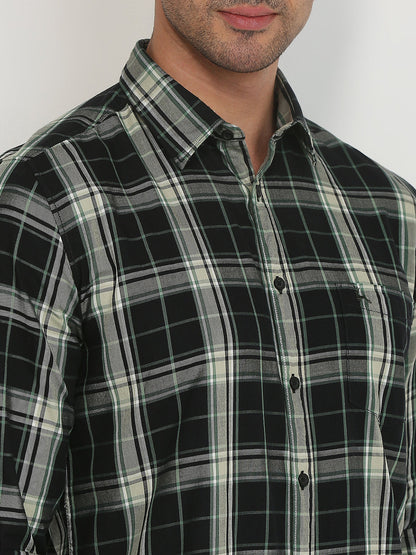 Parx Men Black Checks Slim Fit Cotton Casual Shirt