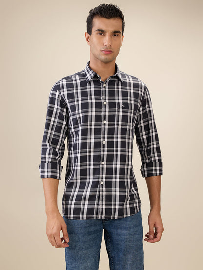 Parx Men Blue Checks Slim Fit Cotton Full Sleeve Cut Away Collar Casual Shirt