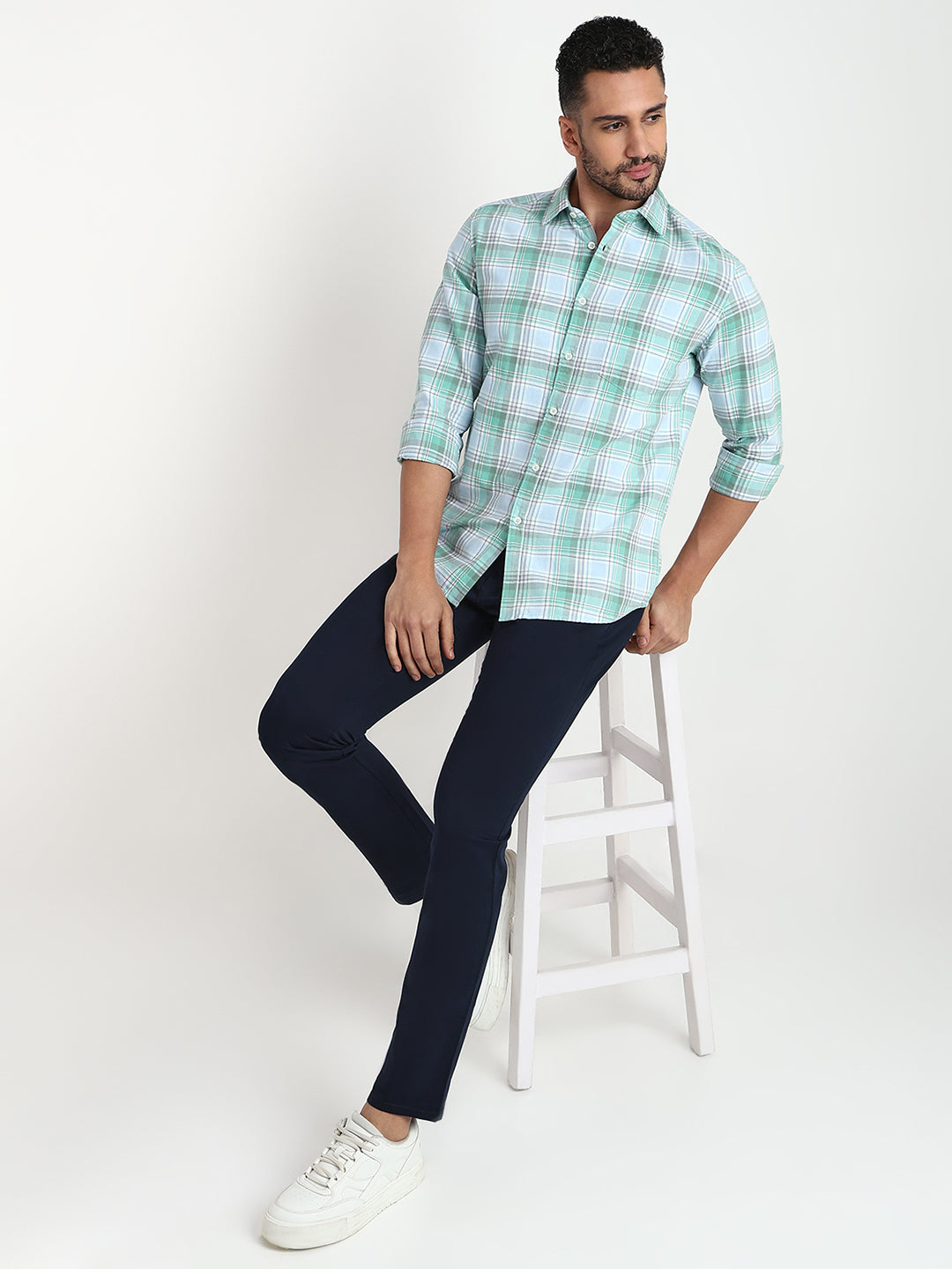 Parx Men Green Checks Slim Fit Cotton Casual Shirt