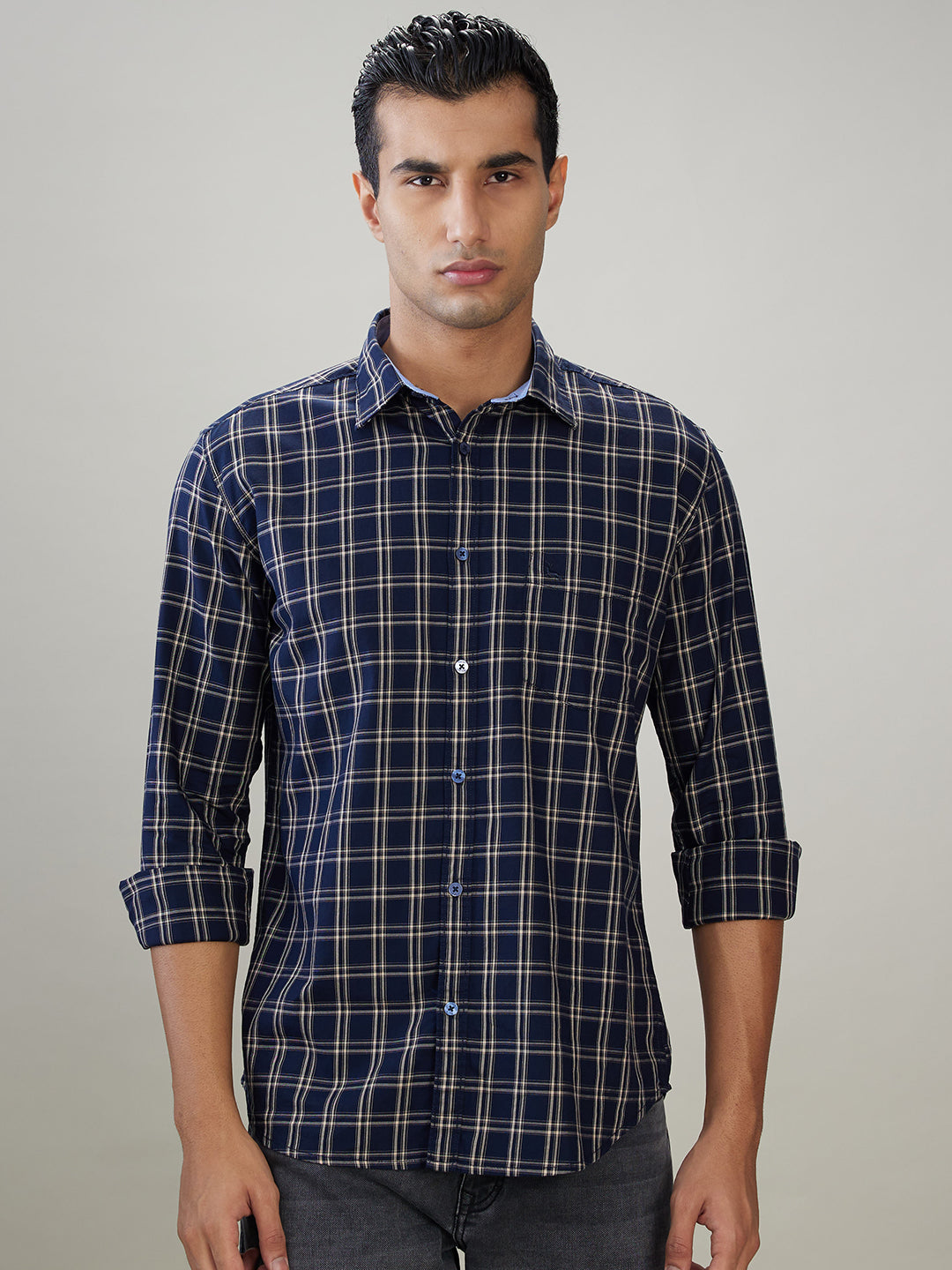Parx Men Blue Checks Slim Fit Cotton Full Sleeve Casual Shirt