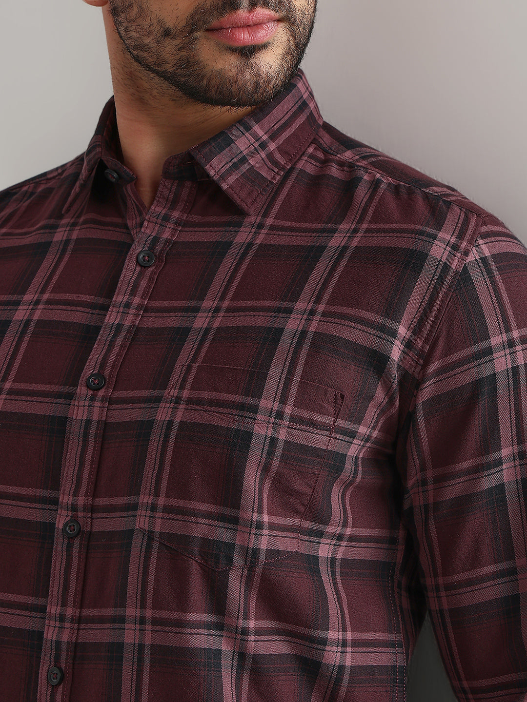 Parx Men Maroon Checks Slim Fit Cotton Casual Shirt