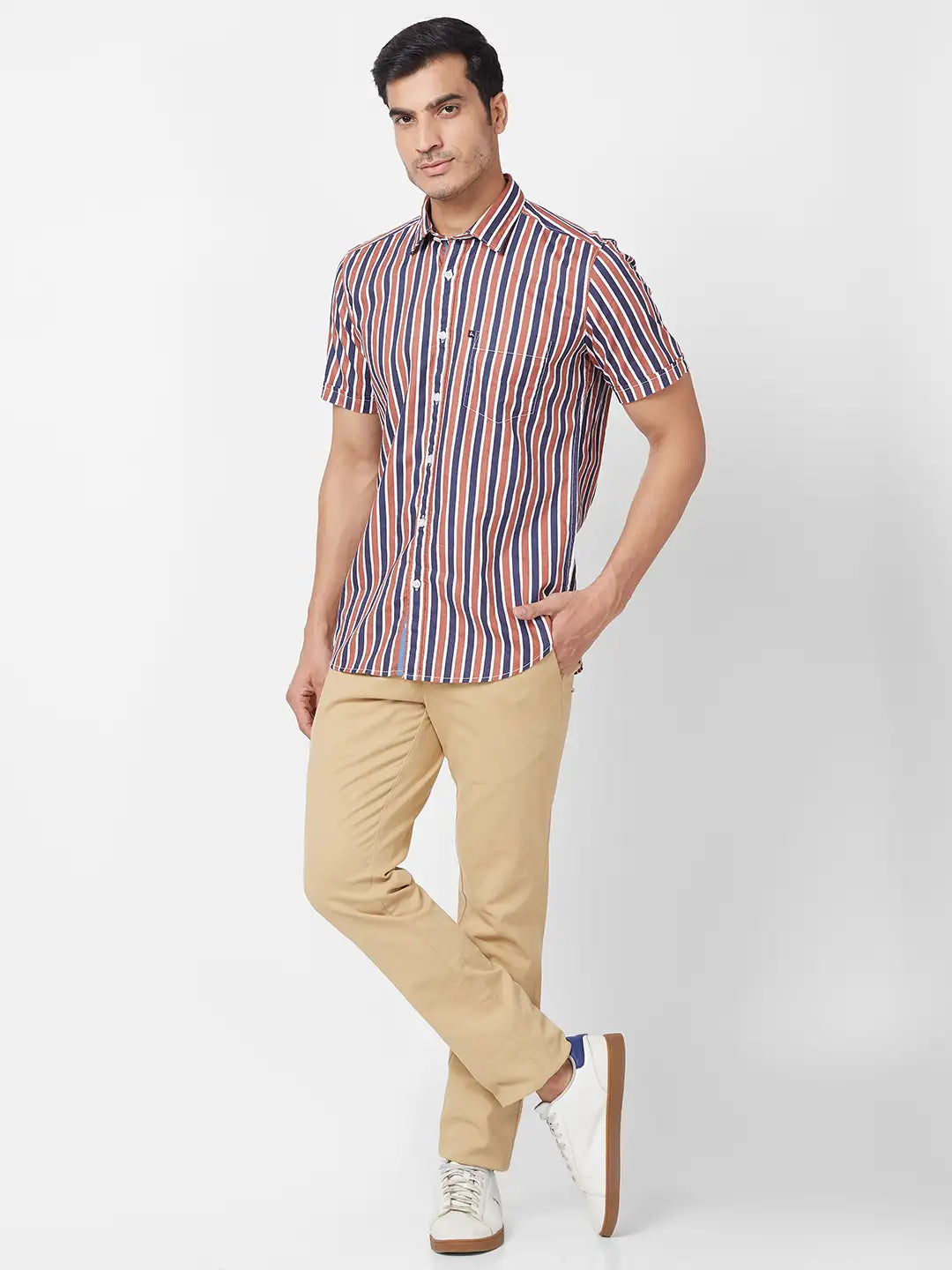 Parx Men Brown Print Slim Fit Cotton Half Sleeve Cutaway Collar Shirt