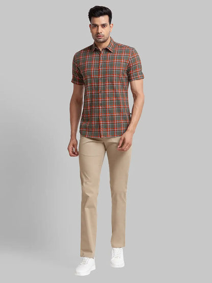 Parx Men Green Checks Slim Fit Cotton Half Sleeve Cutaway Collar Shirt