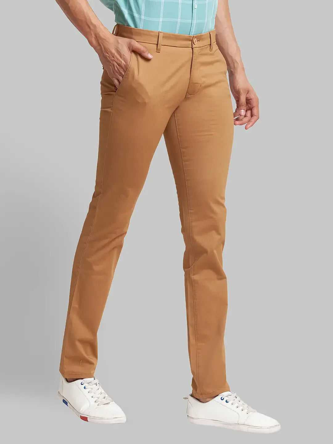 Men Khaki Super Slim Fit Solid Cotton Blend Trouser