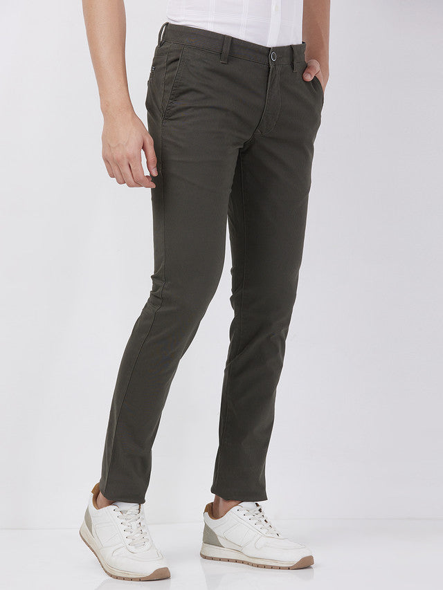Parx Men Green Solid Super Slim Cotton Blend Trouser