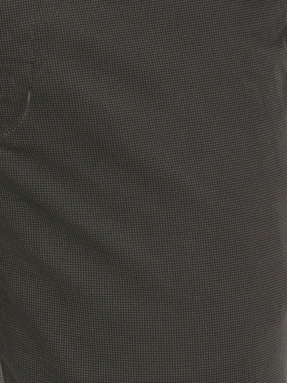 Parx Men Green Solid Super Slim Cotton Blend Trouser