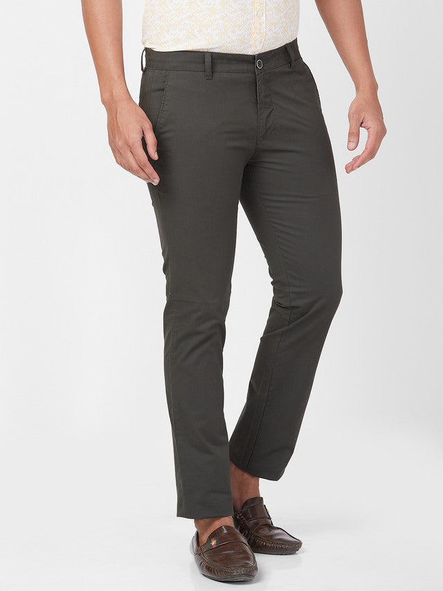 Parx Green Solid Slim Tapered Fit Cotton Blend Trouser