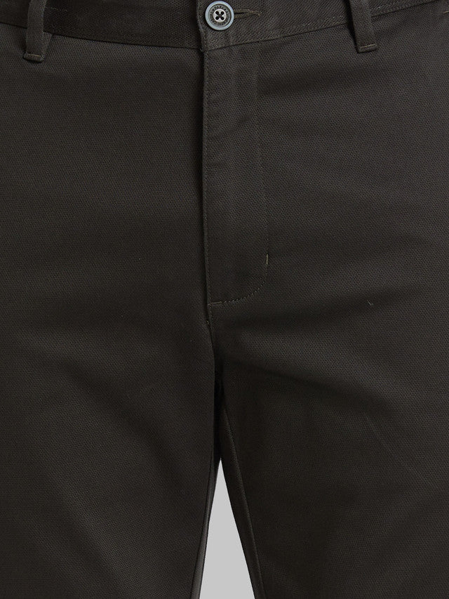 Parx Green Solid Slim Tapered Fit Cotton Blend Trouser